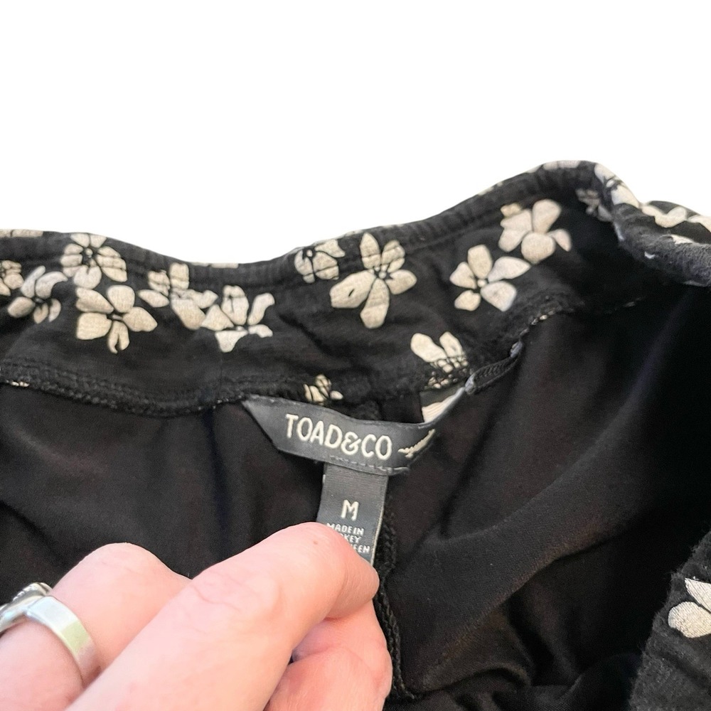 Toad & Co. Floral Print Pull-On Stretchy Activewear Skort Women's Size M - Picture 5 of 6